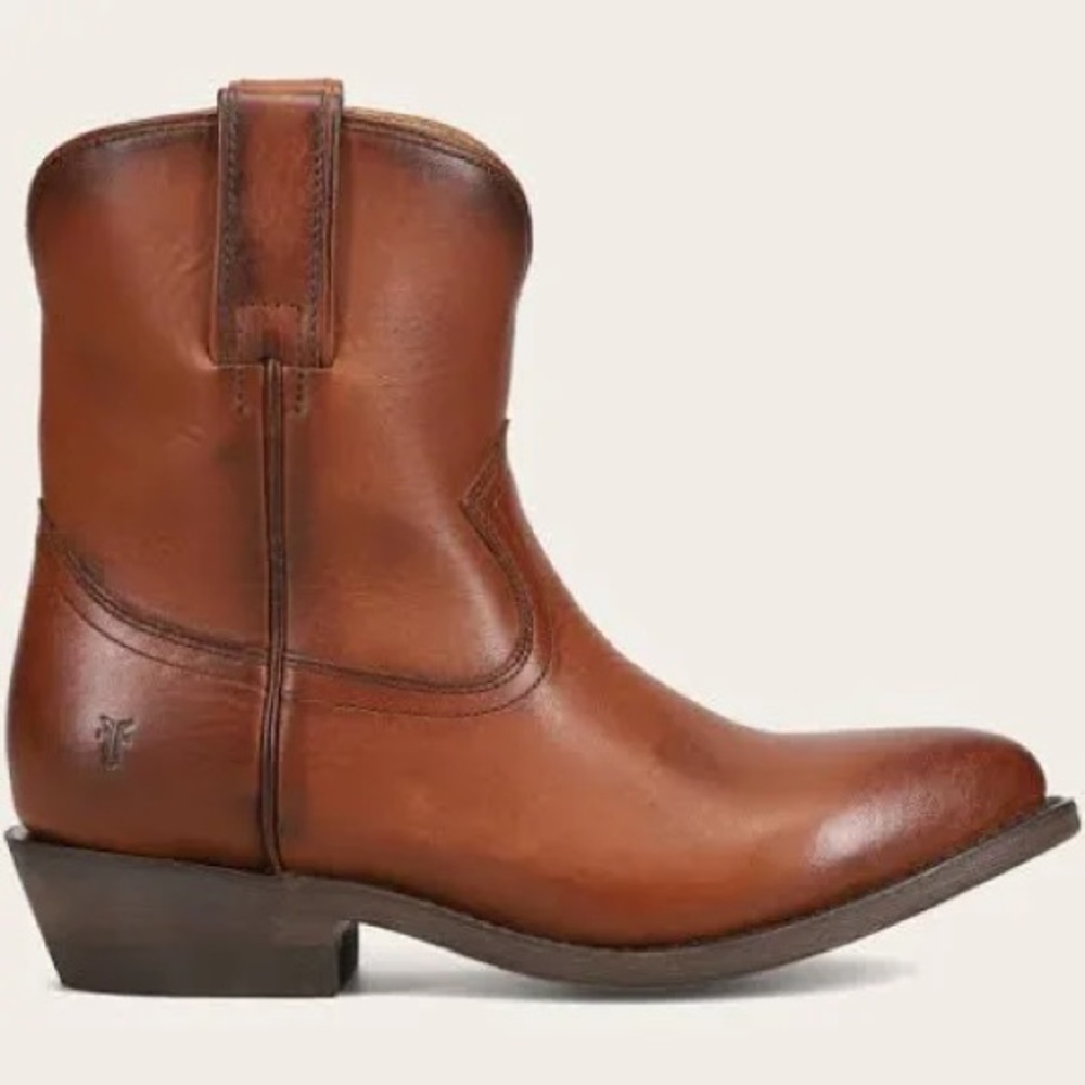 FRYE BILLY SHORT BOOTS!